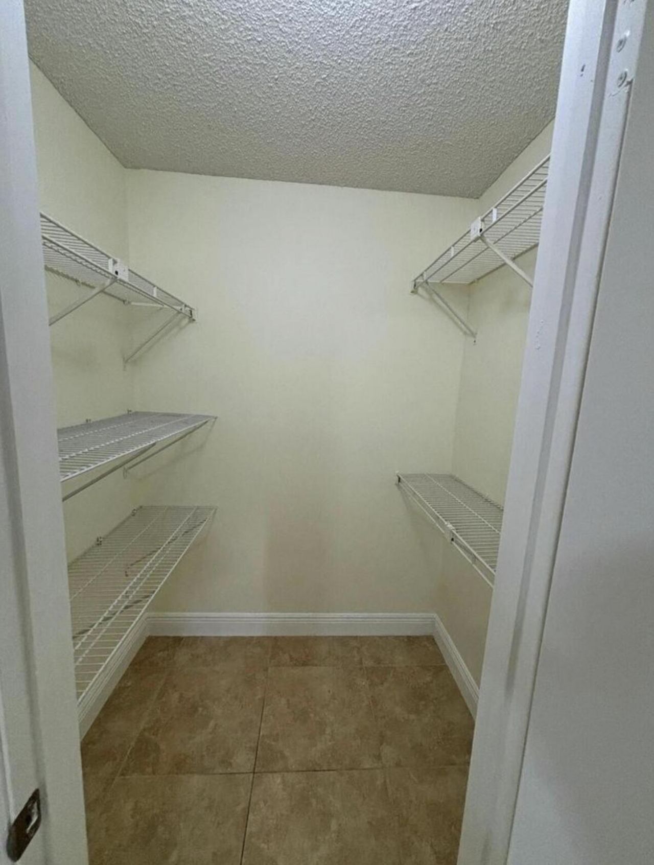 2796 S University Drive, Unit 2101, Davie, FL 33328 Photo