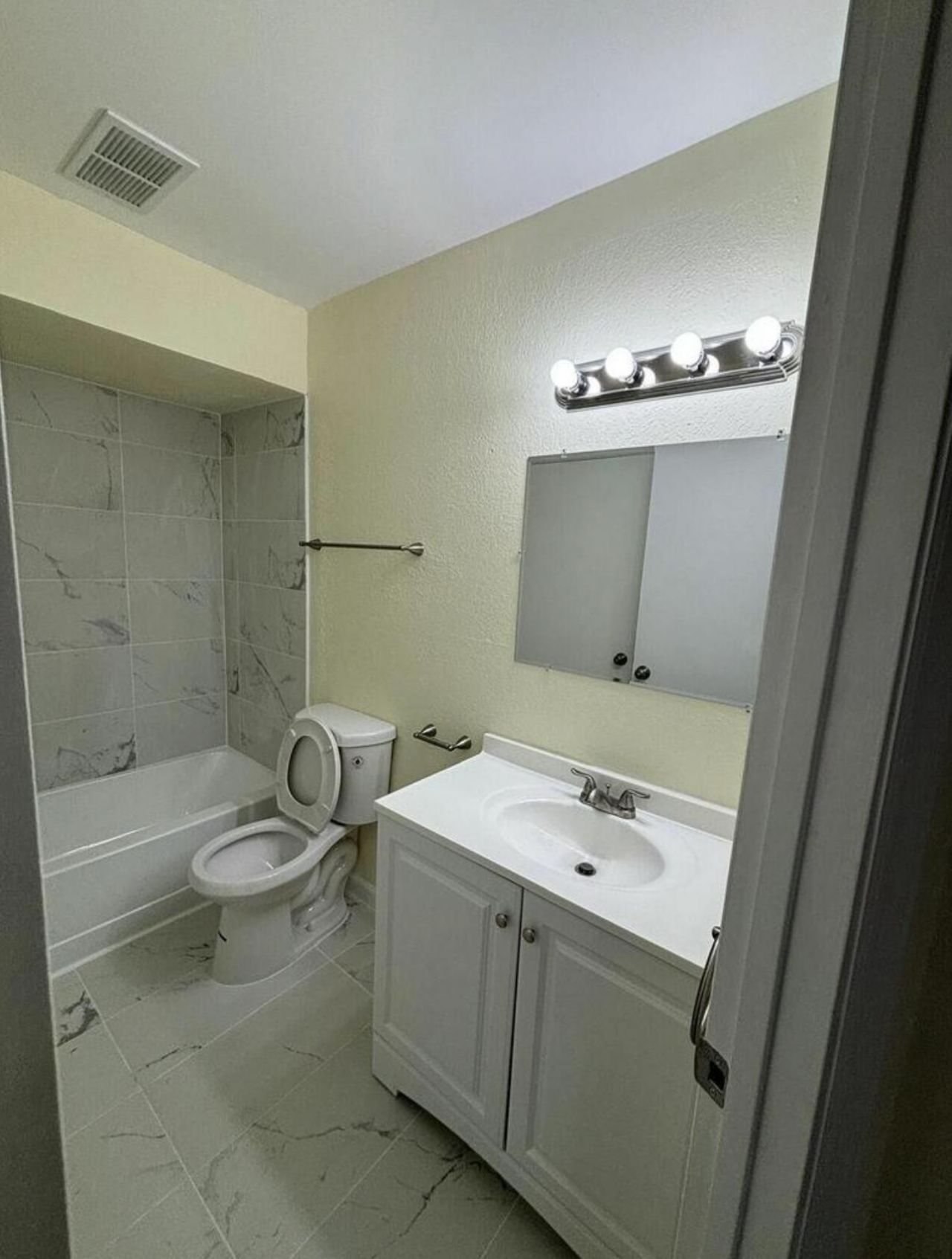 2796 S University Drive, Unit 2101, Davie, FL 33328 Photo