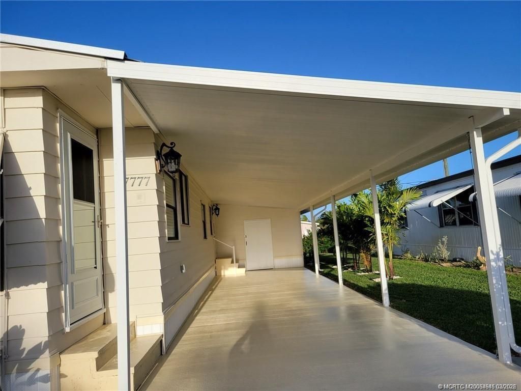 7777 SE Continental Drive, Hobe Sound, FL 33455 Photo