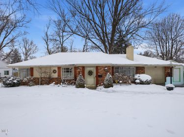 1933 Grecourt Drive, Toledo, OH 43615