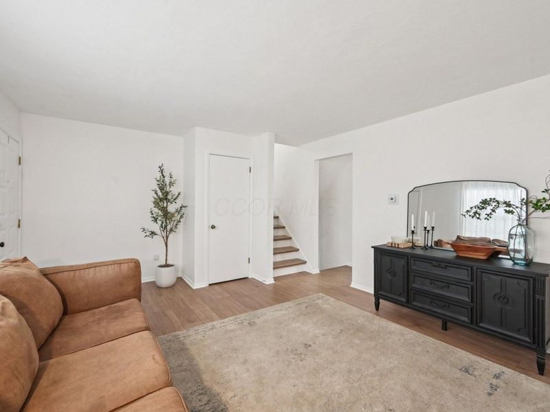 2108 Willow Run Road, Grove City, OH 43123 Photo 6