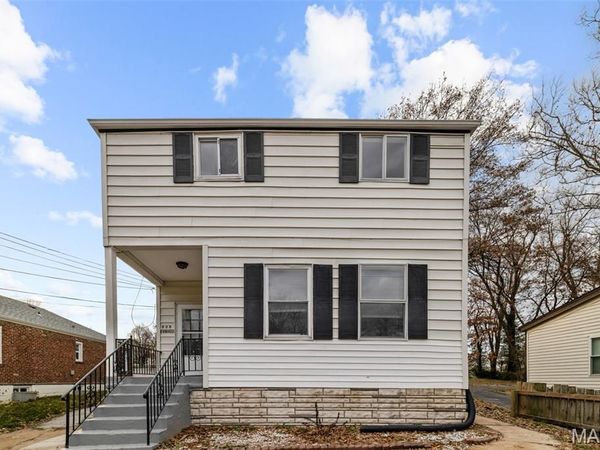 725 Cornell Avenue, Webster Groves, MO 63119