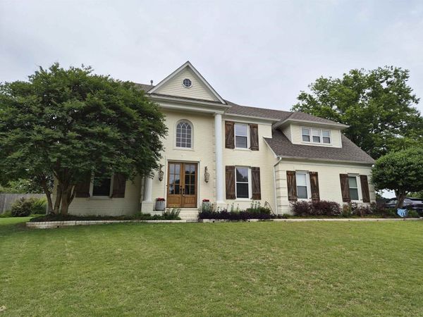 676 BROOKMERE DR, Collierville, TN 38017