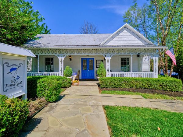 290 Lafayette St, Lewisburg, WV 24901