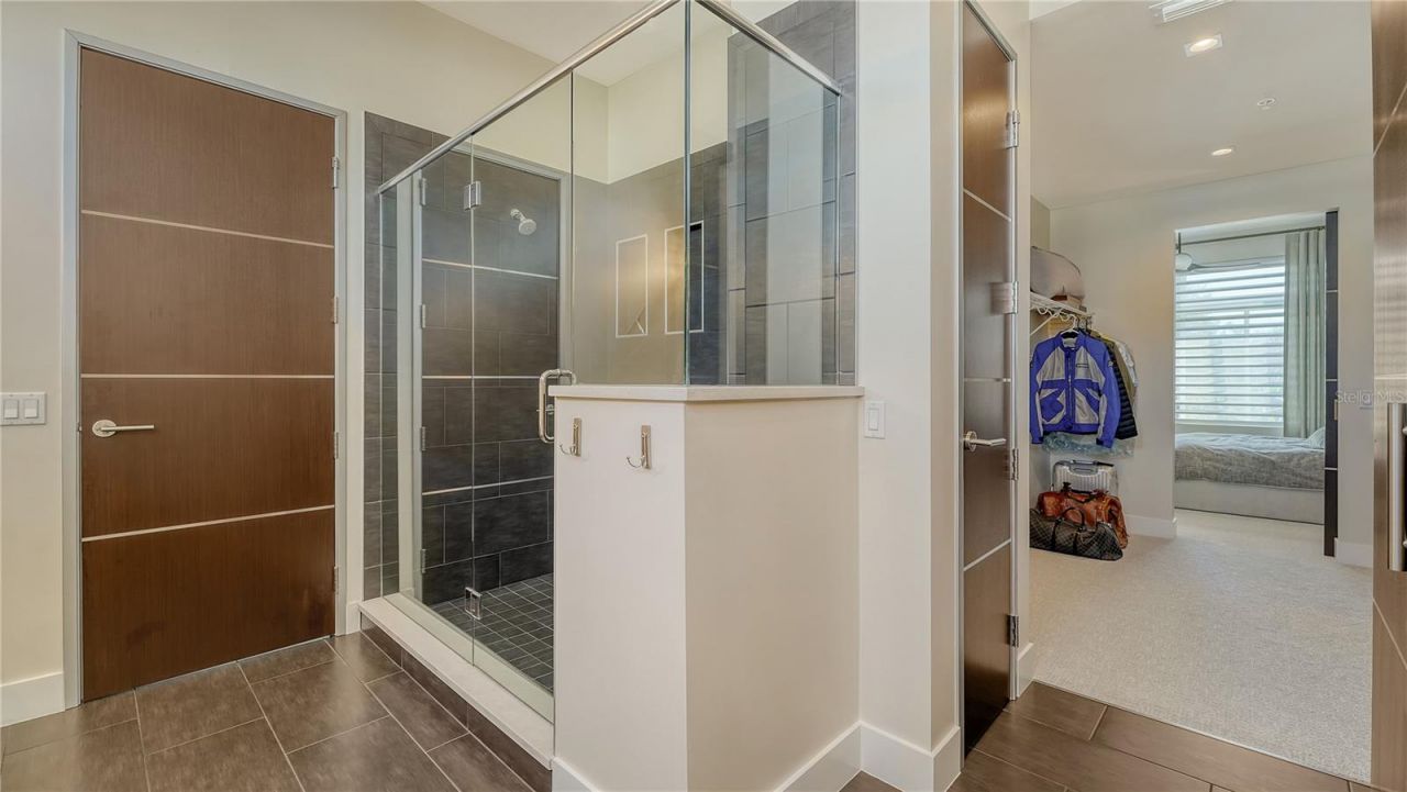 211 Cosmopolitan Court, Unit 211, Sarasota, FL 34236 Photo