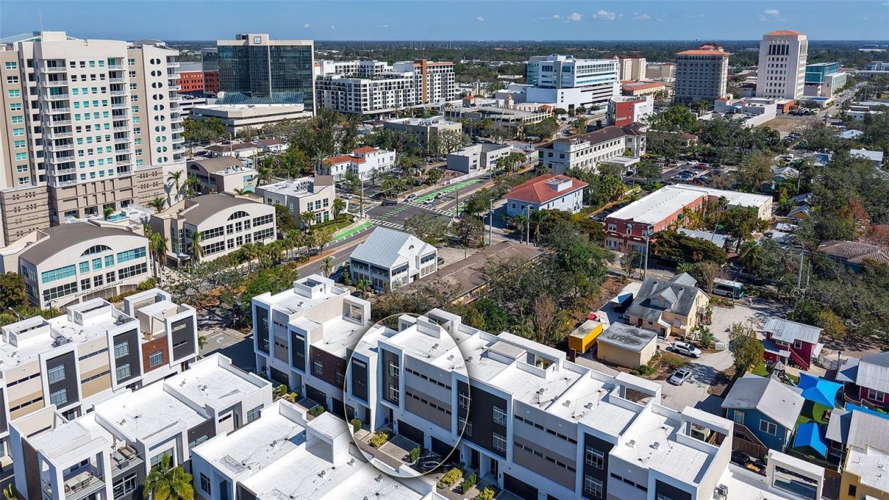 211 Cosmopolitan Court, Unit 211, Sarasota, FL 34236 Photo