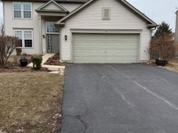 9 Lilac Court , Bolingbrook, IL 60490