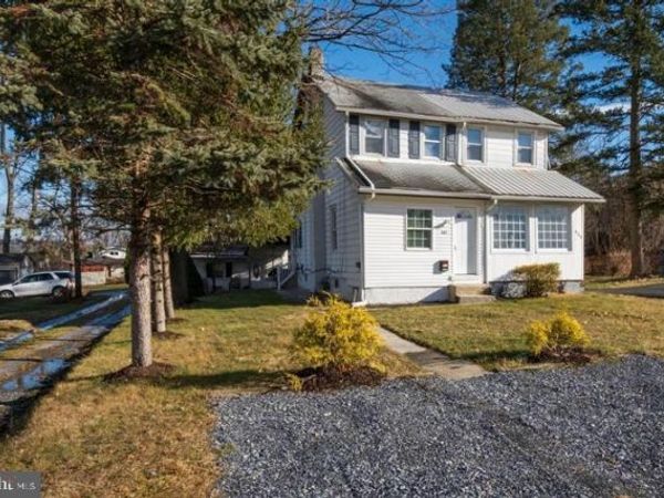 607 WEST LAWN AVENUE , READING, PA 19609