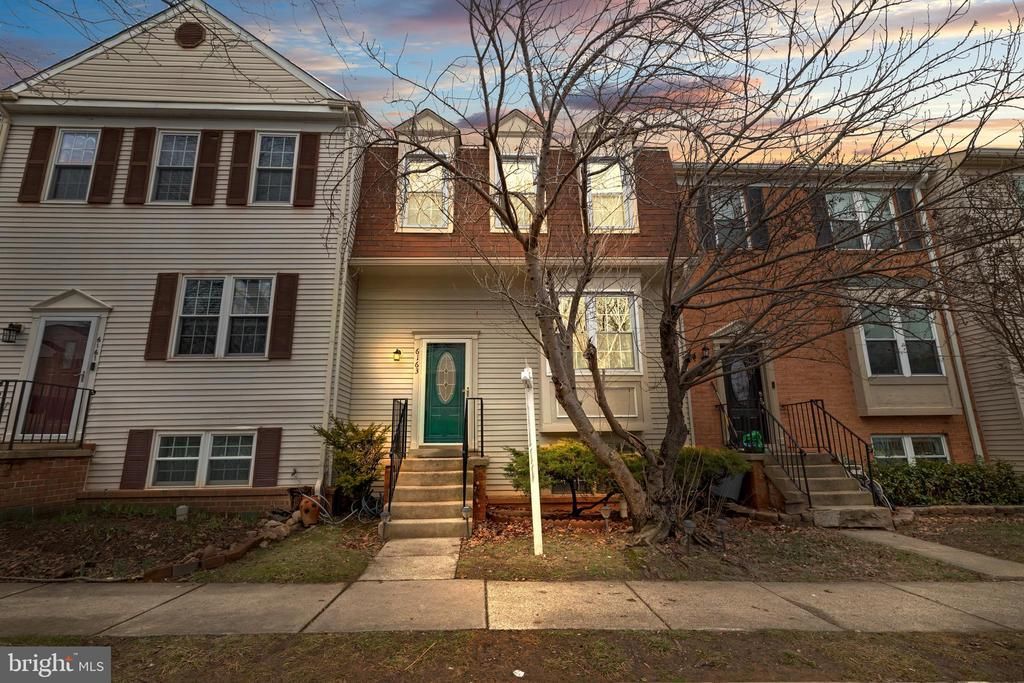 6163 Green Hollow Court, Springfield, VA 22152 Main Photo