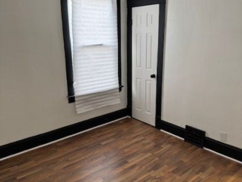 12001 Oakview Avenue, Unit DOWN, Cleveland, OH 44108 Photo 7