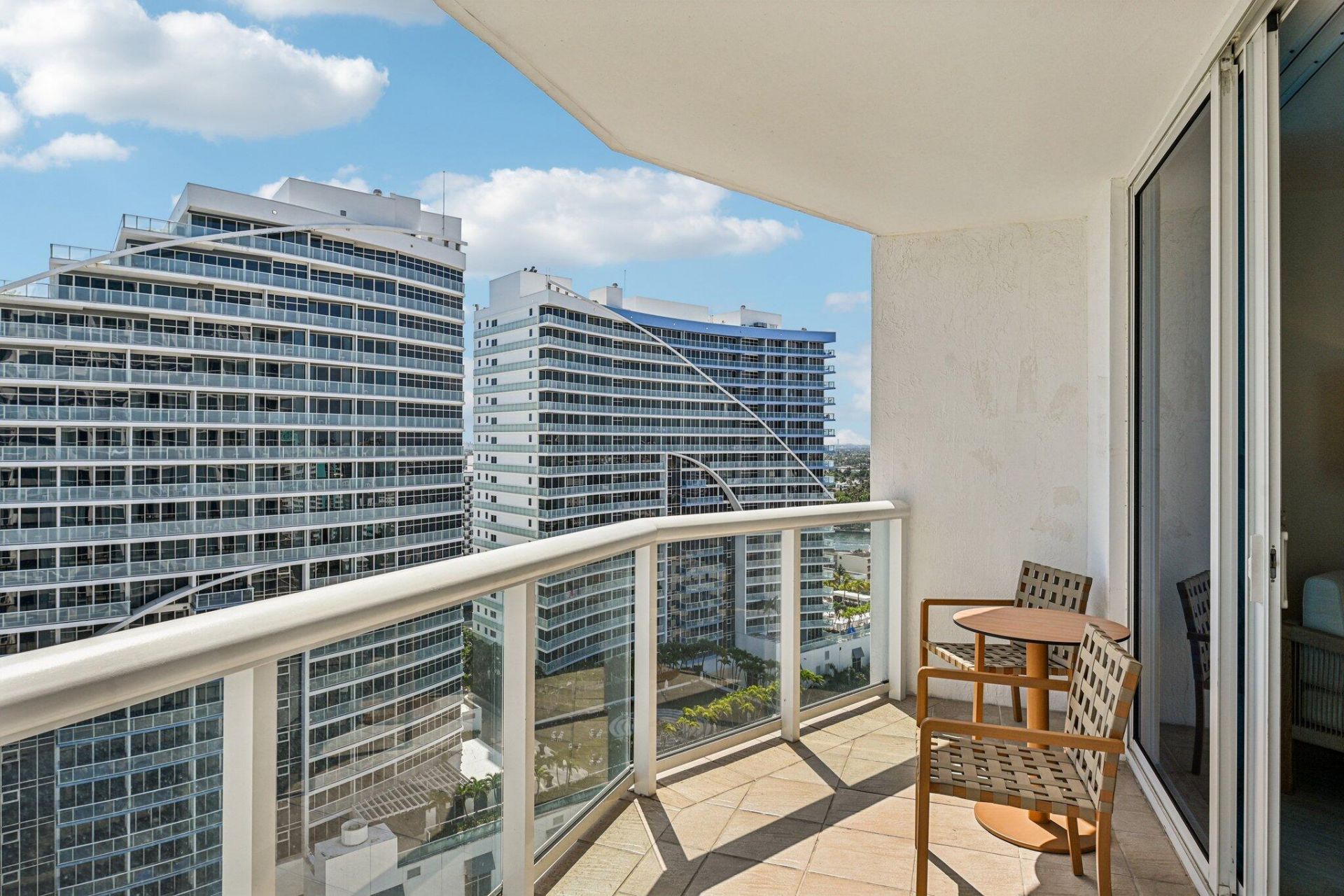 505 N Ft Lauderdale Bch Boulevard, Unit 1909, Fort Lauderdale, FL 33304 Photo