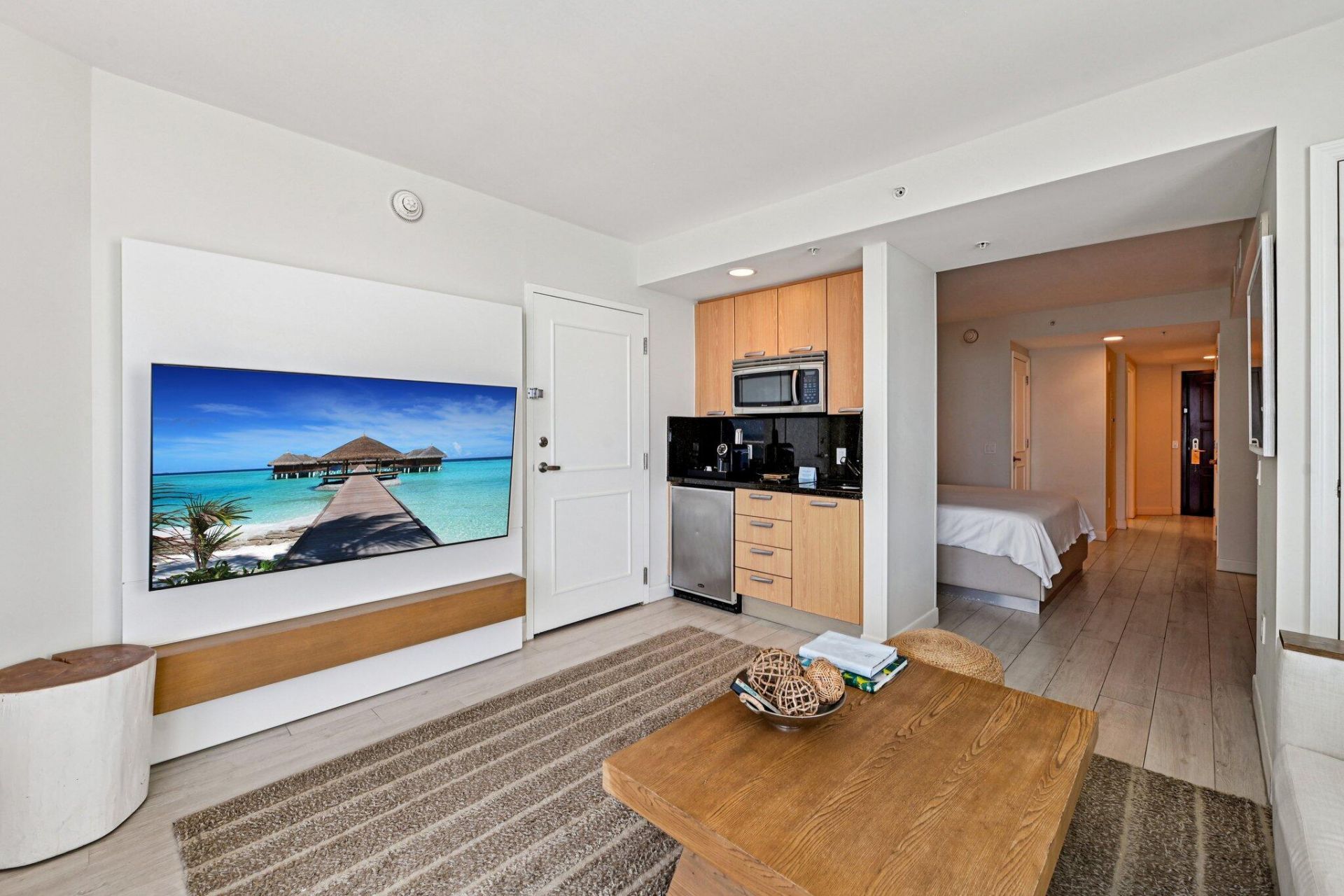 505 N Ft Lauderdale Bch Boulevard, Unit 1909, Fort Lauderdale, FL 33304 Photo