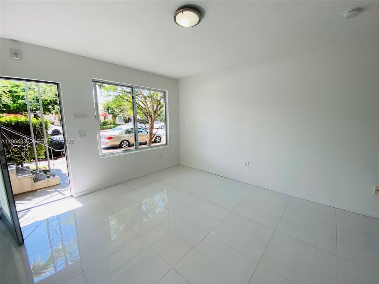801 15th Street , Unit 102, Miami Beach, FL 33139 Photo