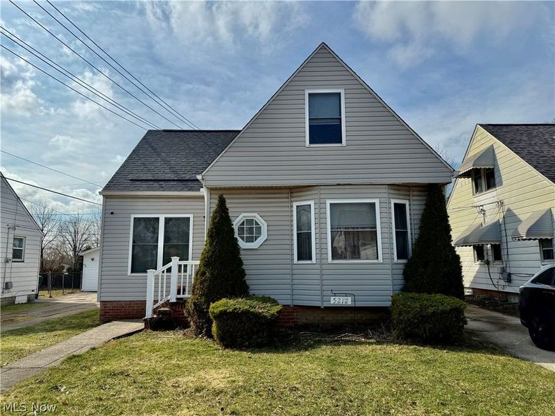 5212 E 105 Street, Garfield Heights, OH 44125 Photo 1