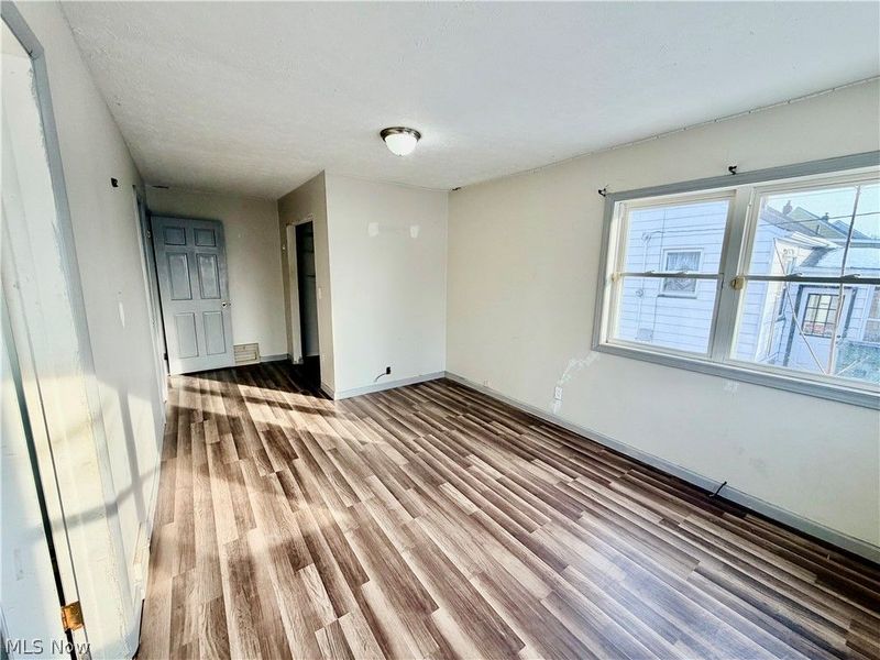 5212 E 105 Street, Garfield Heights, OH 44125 Photo 11