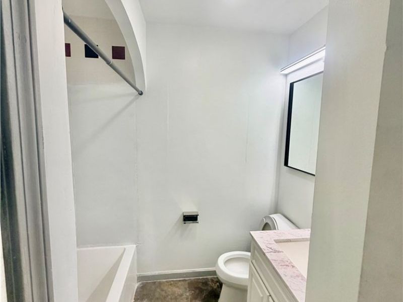 5212 E 105 Street, Garfield Heights, OH 44125 Photo 9