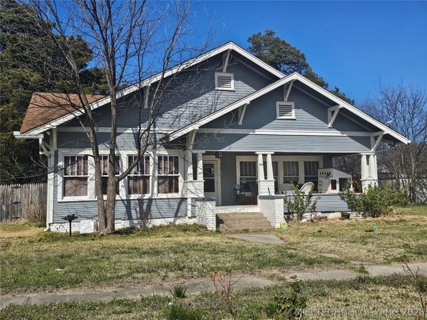 504 W Broadway , Marietta, OK 73448