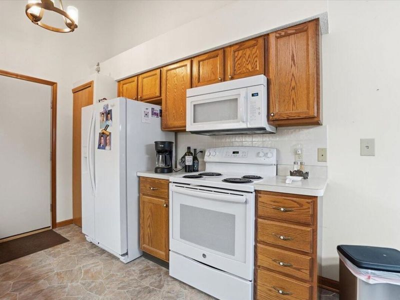 402 Woodside Place , Bellefontaine, OH 43311 Photo 14