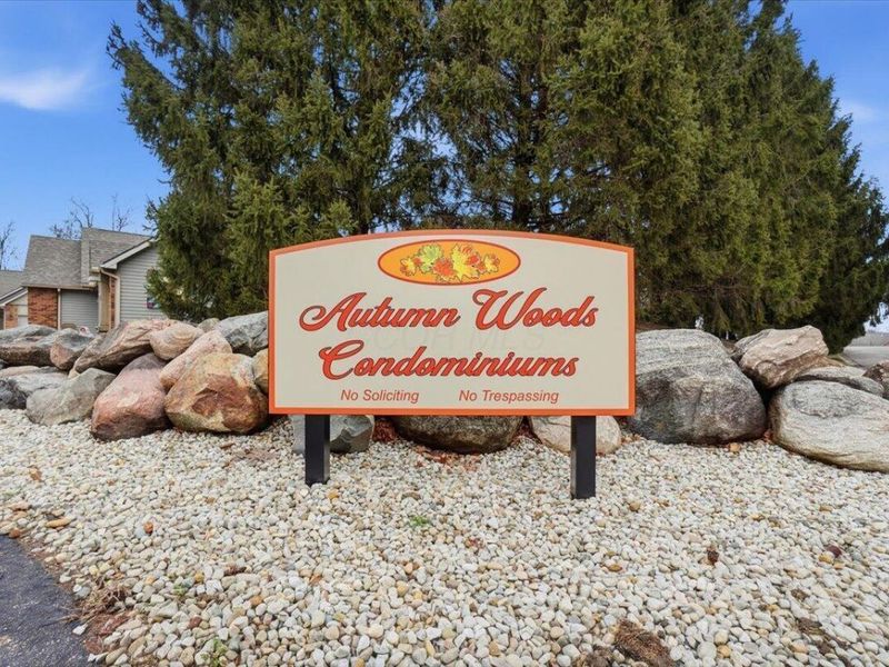 402 Woodside Place , Bellefontaine, OH 43311 Photo 4