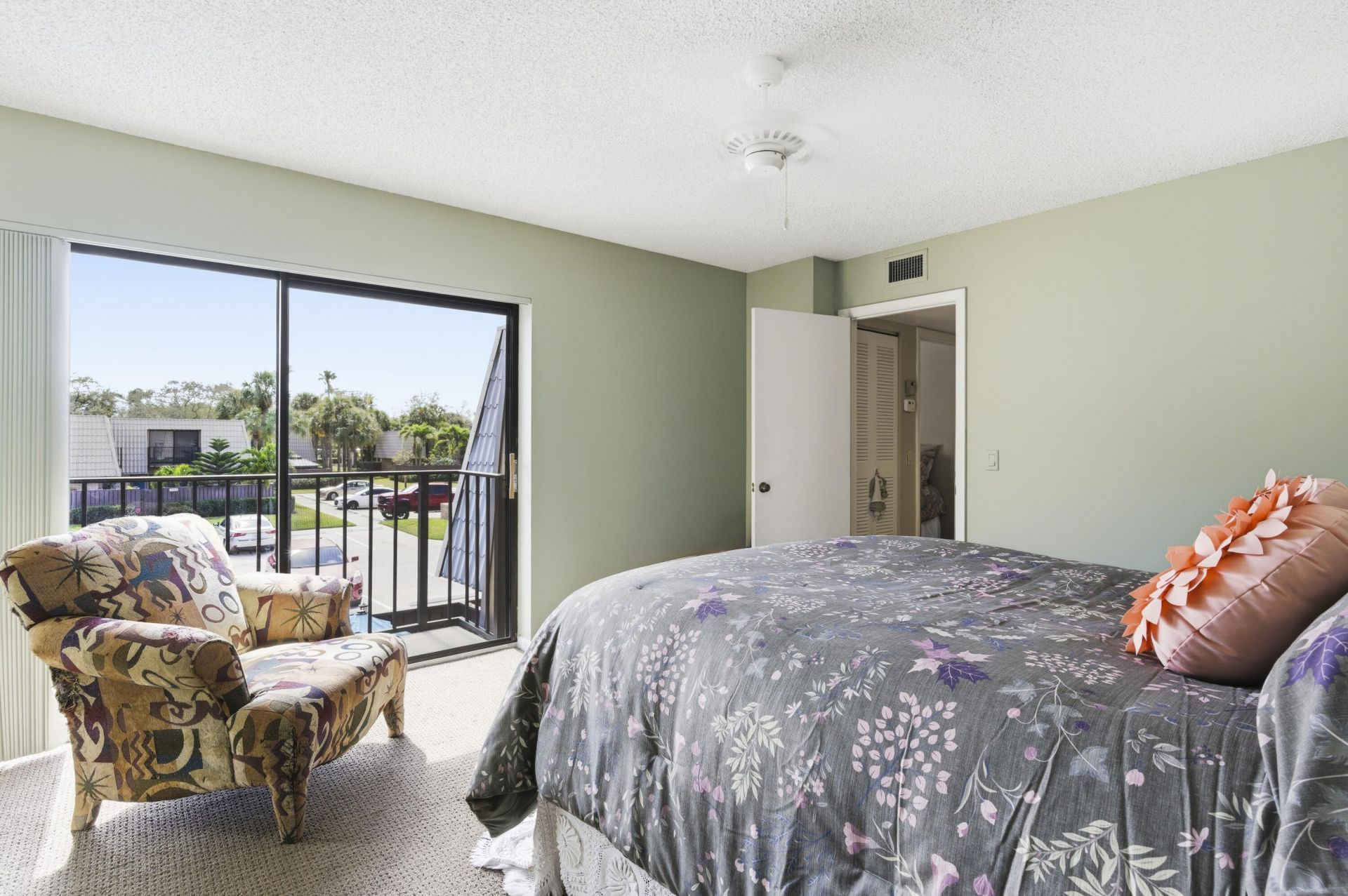 5003 50th Way, West Palm Beach, FL 33409 Photo