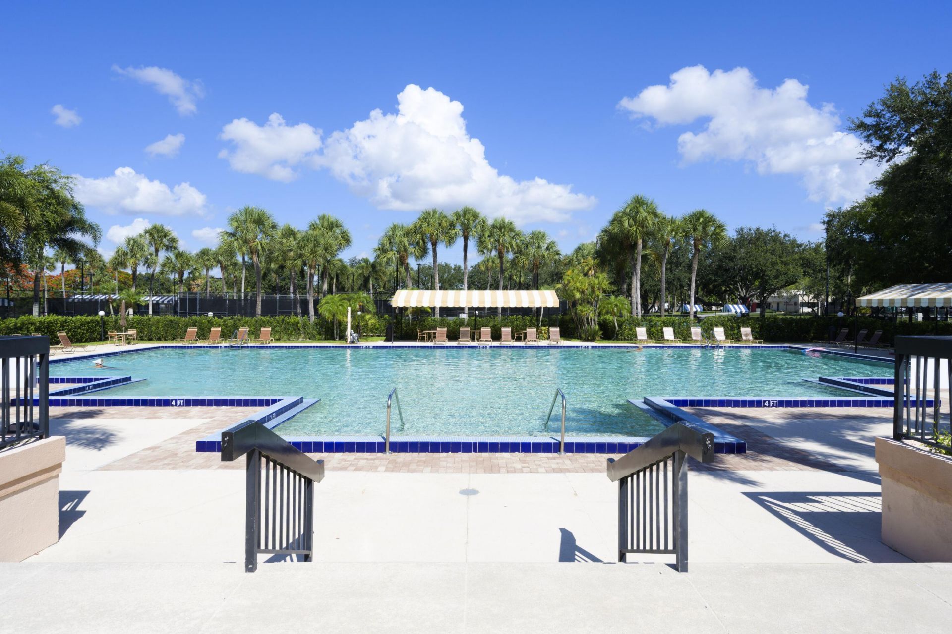 5003 50th Way, West Palm Beach, FL 33409 Photo