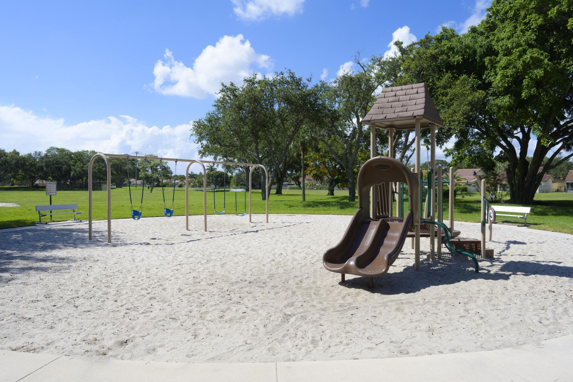 5003 50th Way, West Palm Beach, FL 33409 Photo