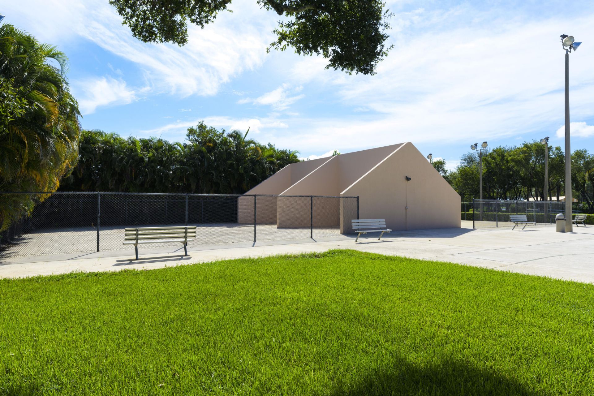 5003 50th Way, West Palm Beach, FL 33409 Photo