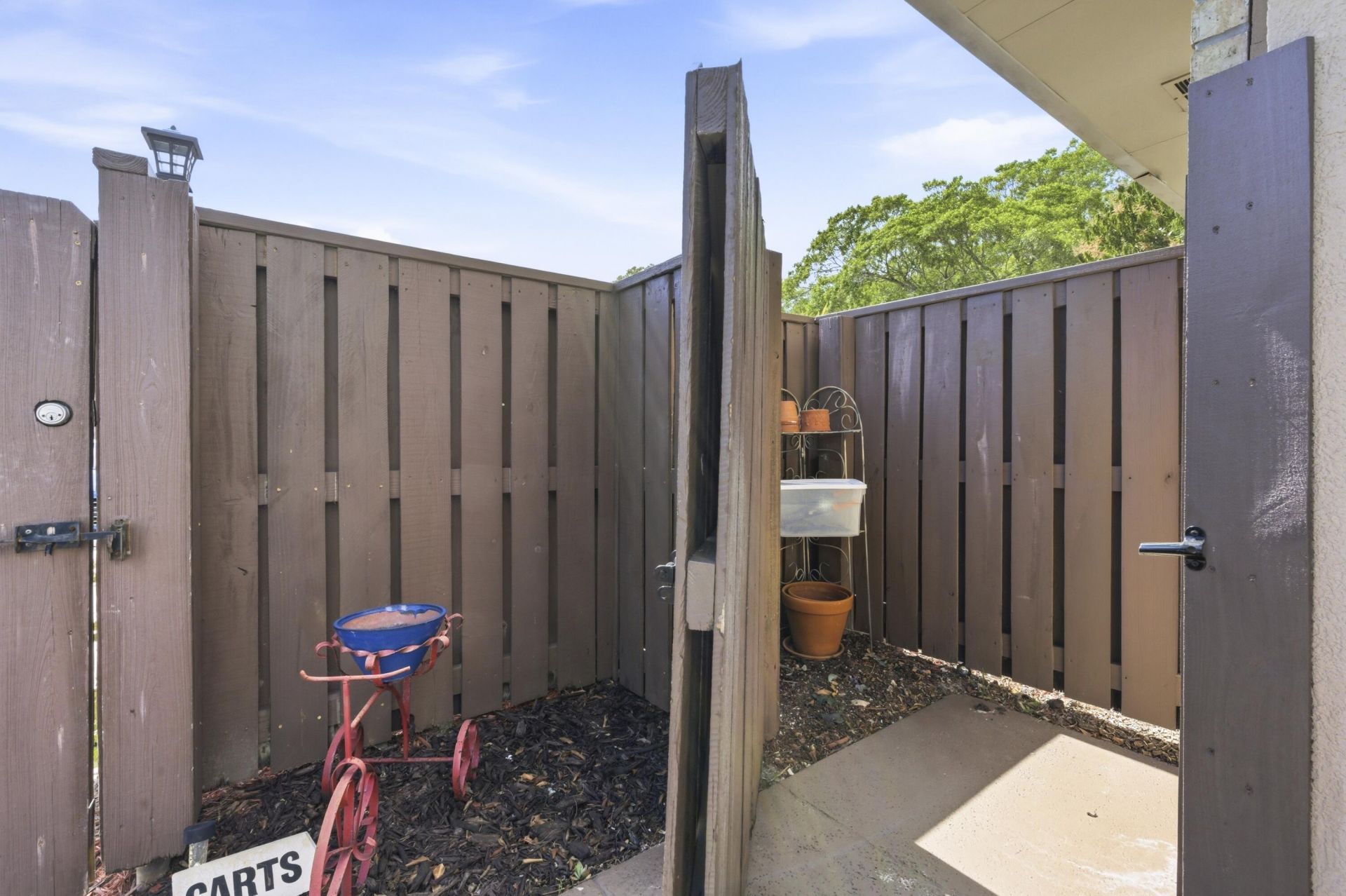 5003 50th Way, West Palm Beach, FL 33409 Photo