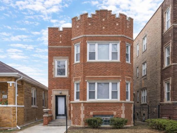 8210 S Justine Street, Chicago, IL 60620