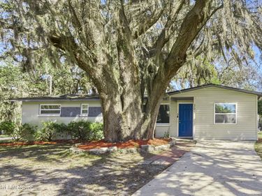 395 ARORA Boulevard, Orange Park, FL 32073