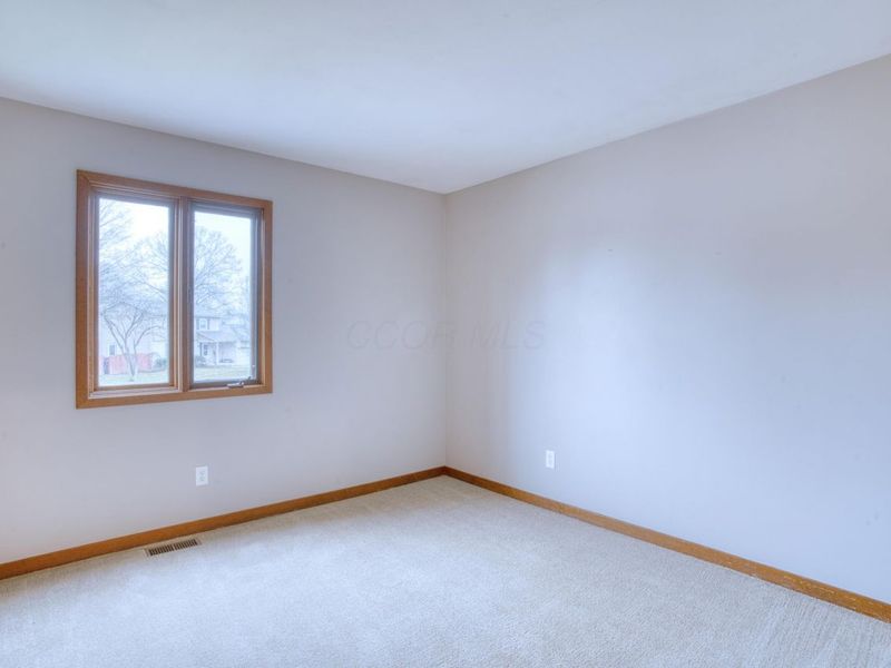 687 E College Avenue, Westerville, OH 43081 Photo 29