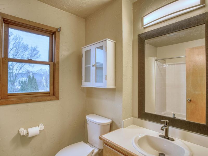 687 E College Avenue, Westerville, OH 43081 Photo 31