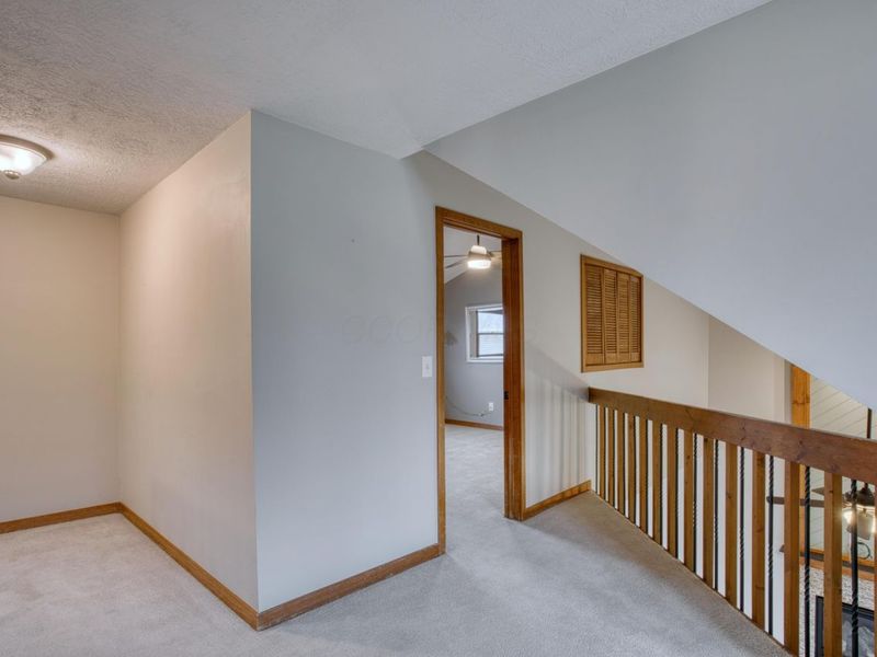 687 E College Avenue, Westerville, OH 43081 Photo 35