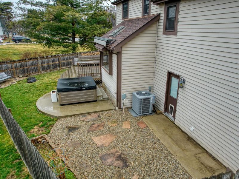 687 E College Avenue, Westerville, OH 43081 Photo 52