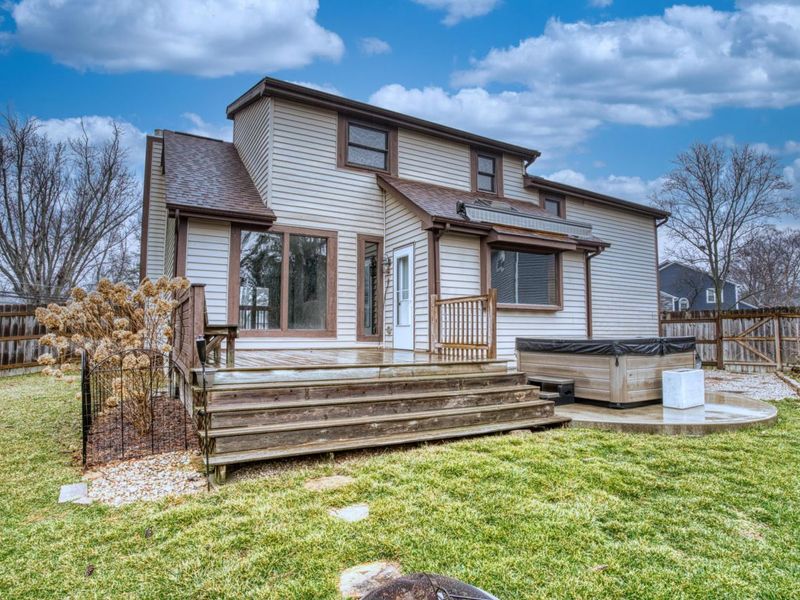 687 E College Avenue, Westerville, OH 43081 Photo 54