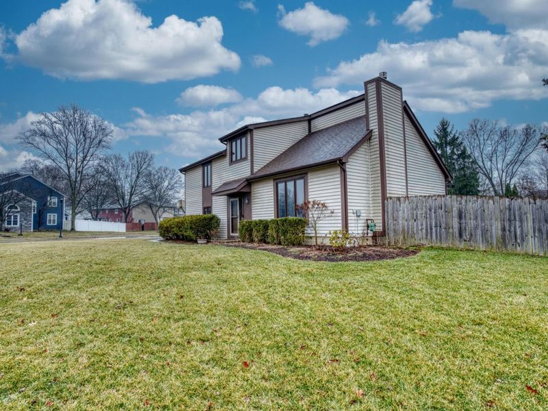 687 E College Avenue, Westerville, OH 43081 Photo 56