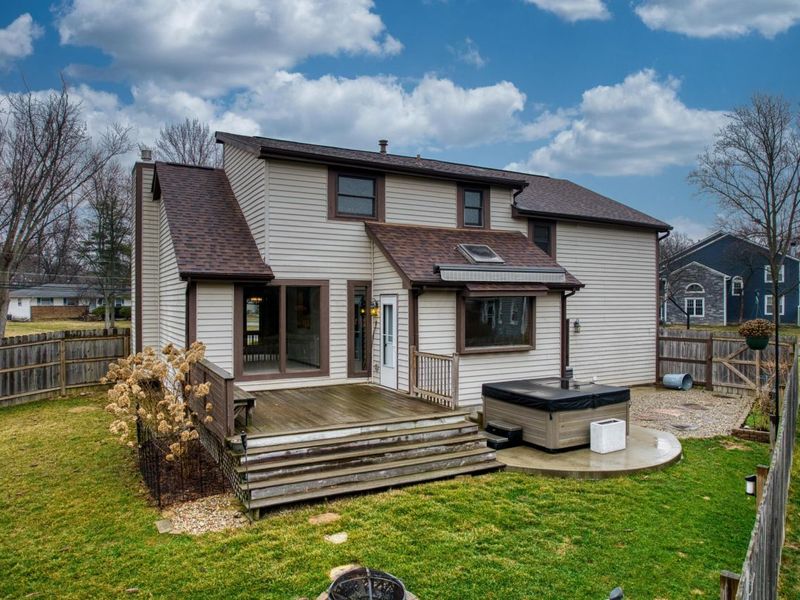 687 E College Avenue, Westerville, OH 43081 Photo 58