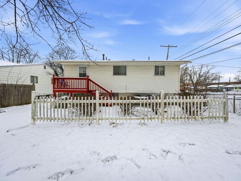 4020 Briggs Road, Columbus, OH 43228 Photo 3