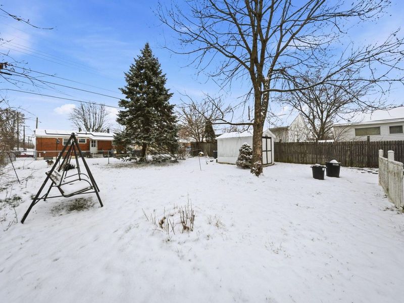 4020 Briggs Road, Columbus, OH 43228 Photo 4