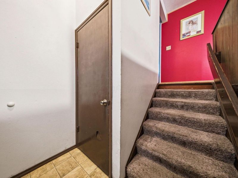 4020 Briggs Road, Columbus, OH 43228 Photo 5