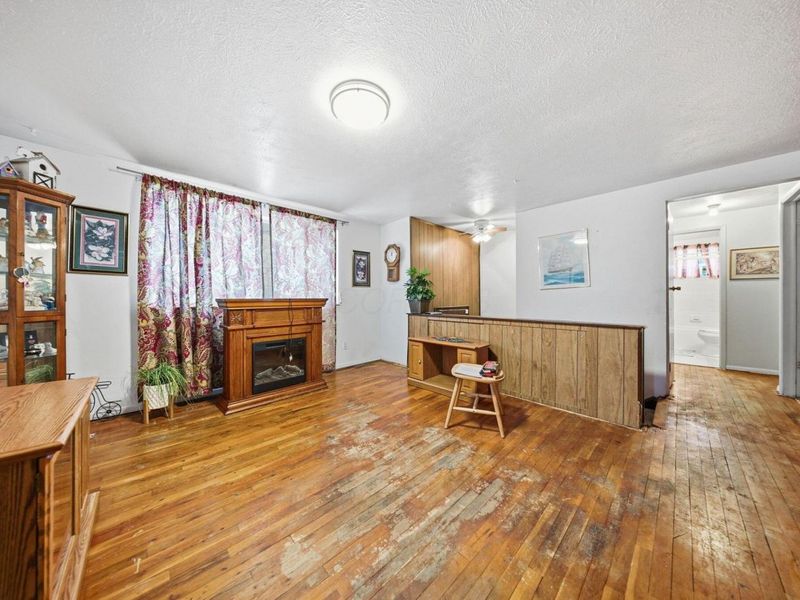 4020 Briggs Road, Columbus, OH 43228 Photo 7