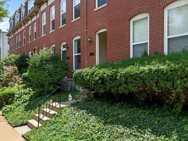 2320 Rutger Street, Unit E, St Louis, MO 63104