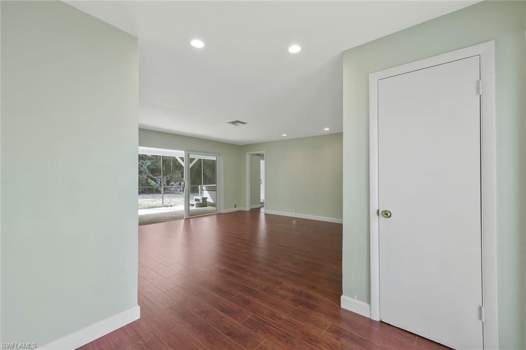 523 E Valley Dr, Bonita Springs, FL 34134 Photo