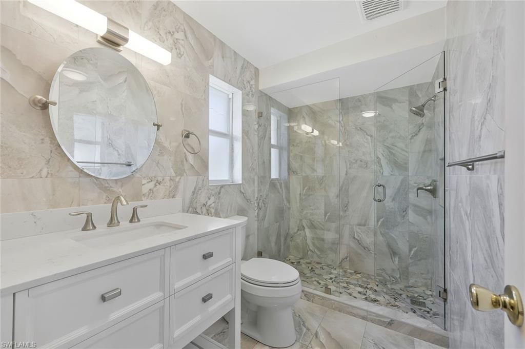 523 E Valley Dr, Bonita Springs, FL 34134 Photo