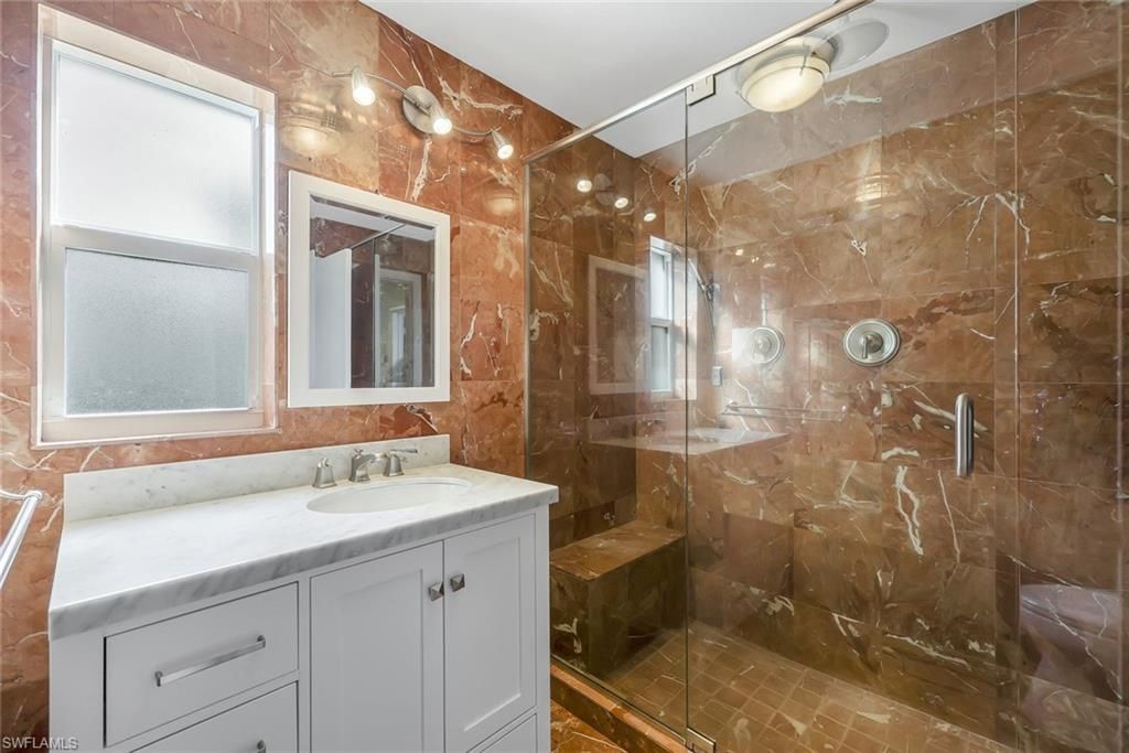 523 E Valley Dr, Bonita Springs, FL 34134 Photo