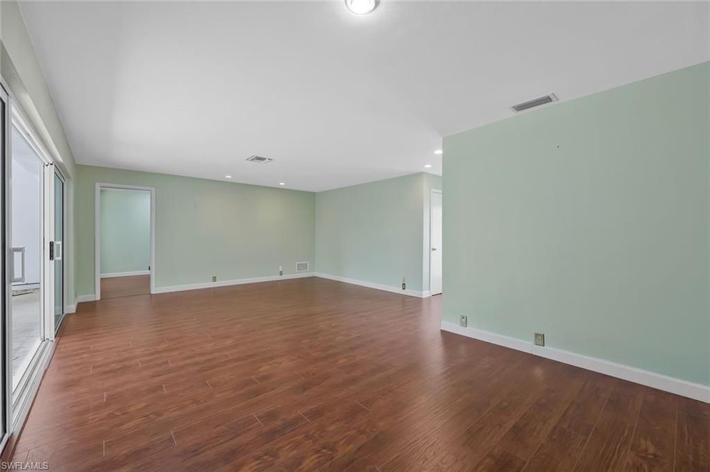 523 E Valley Dr, Bonita Springs, FL 34134 Photo