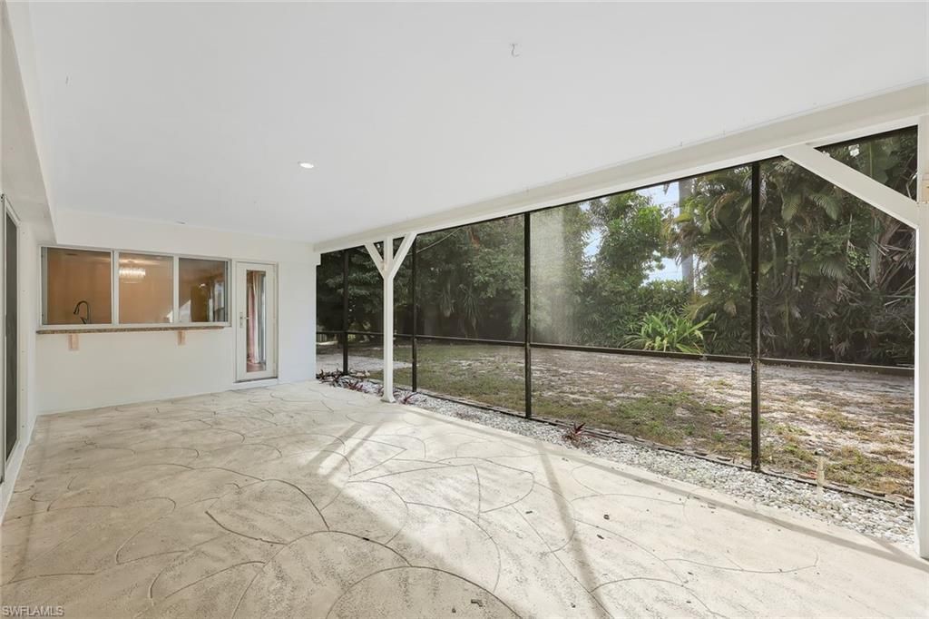 523 E Valley Dr, Bonita Springs, FL 34134 Photo