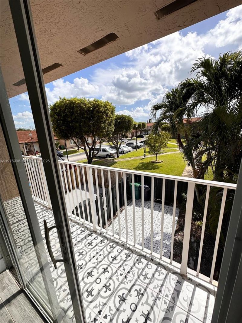 17046 SW 137th Pl, Unit 17046, Miami, FL 33177 Photo