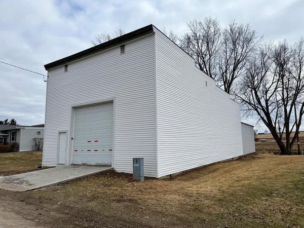 137 W 4th STREET, Blair, WI 54616