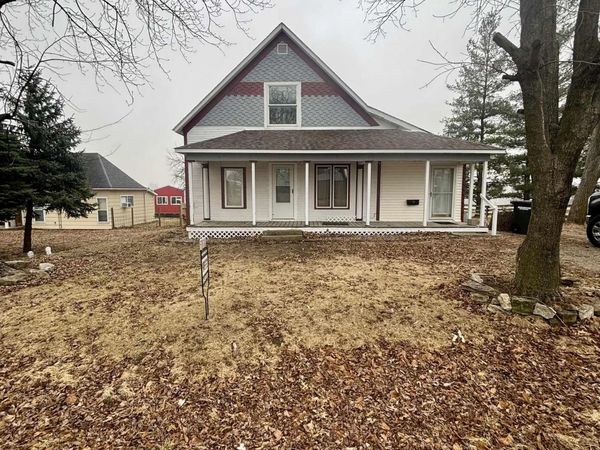 106 W 5Th Street, Cantril, IA 52542